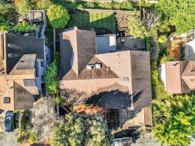 Building Photo - 280 Angelita Ave