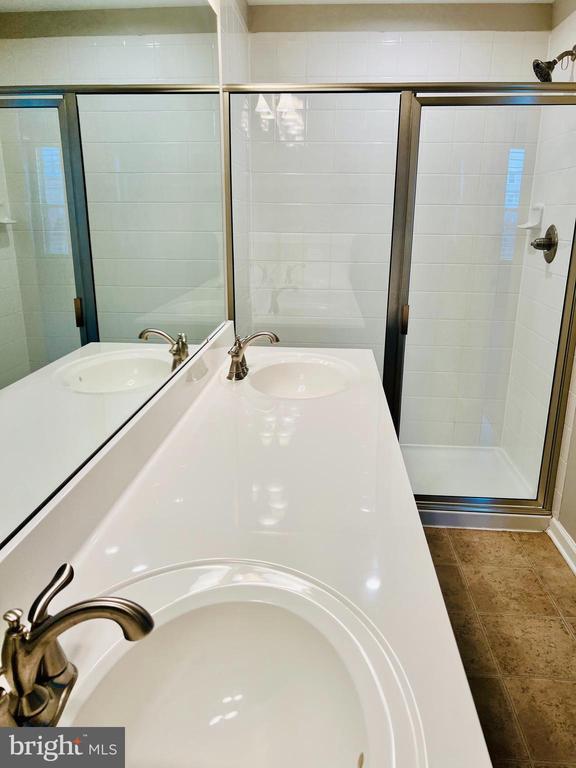 Building Photo - 6508 Walcott Ln