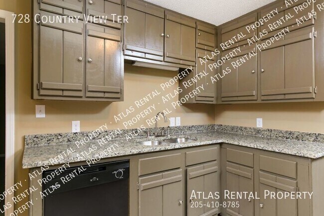 Building Photo - 728 Country View Terrace