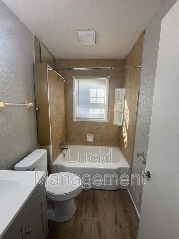 Building Photo - 4009 Beaver St