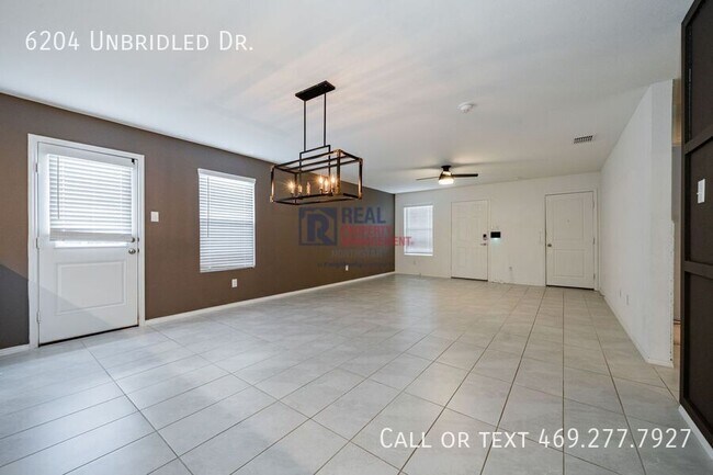 Building Photo - 6204 Unbridled Dr