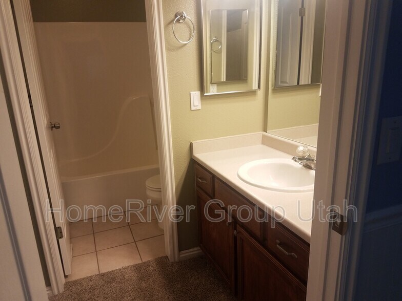 Building Photo - 1447 Mayapple Way