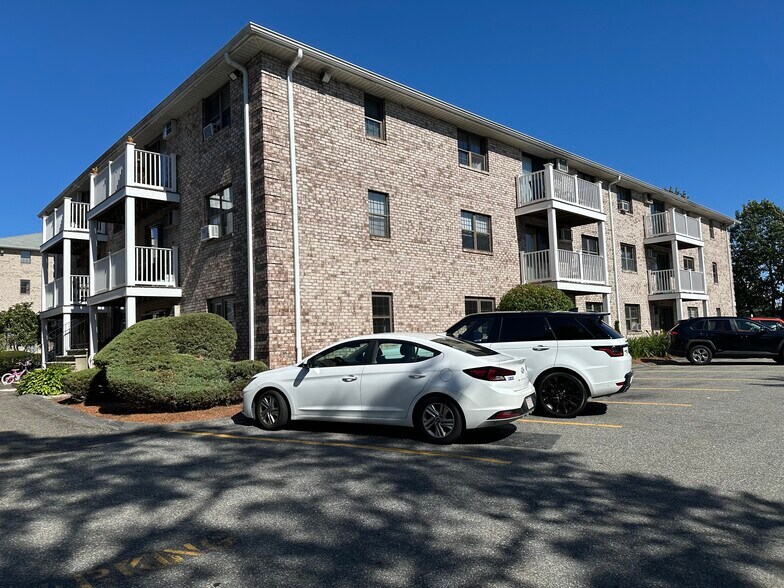Outside View of Building - 16 Kenmar Dr