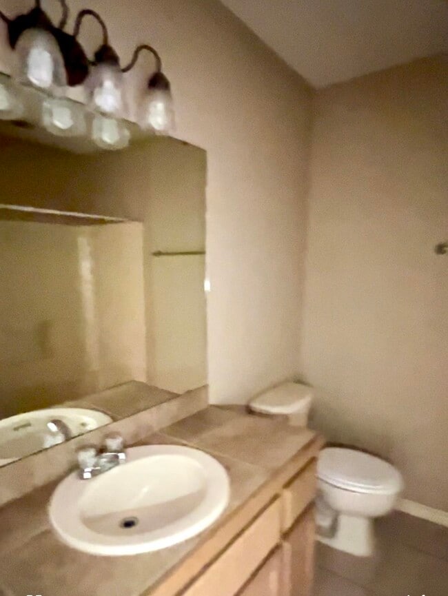 Building Photo - 9804 Cantera Ct
