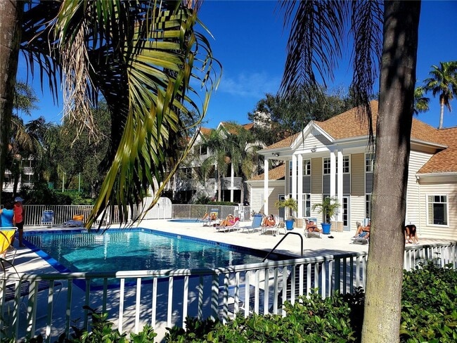 Building Photo - 850 S Tamiami Trl