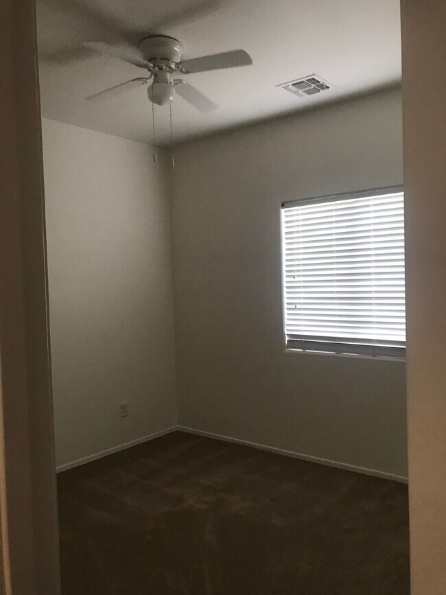 Building Photo - 14666 W Mauna Loa Ln