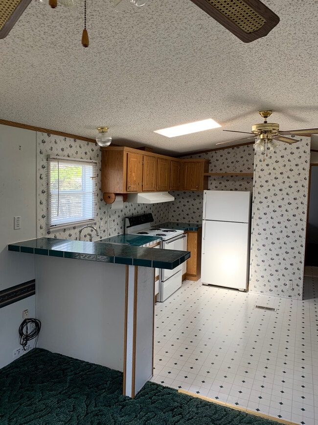 Building Photo - 16135 OH-39