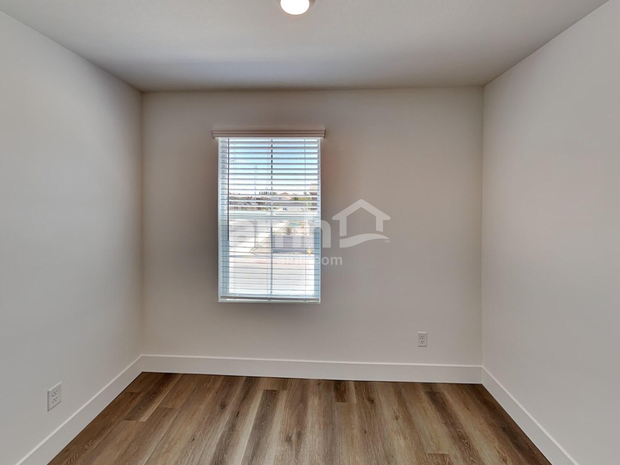 Building Photo - 9118 Fiesta Impatiens Ct