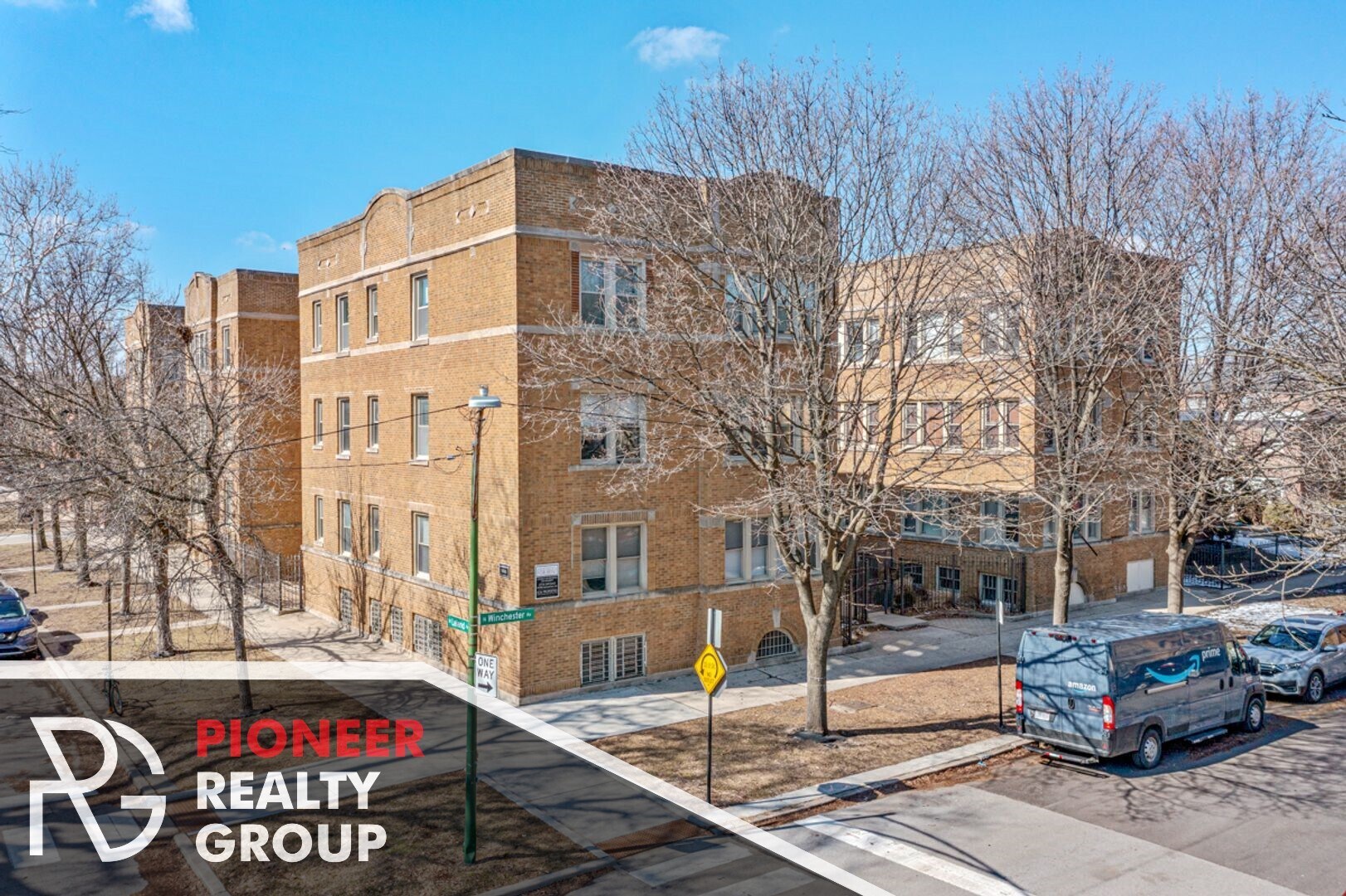 Building Photo - 1946 W Leland Ave