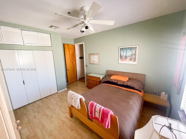 Building Photo - 9008 Collins Ave