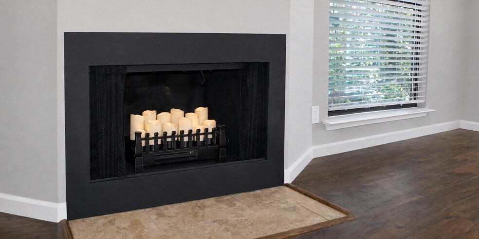 Electric candle insert can be used with or without the heat function - 6723 Eastridge Dr