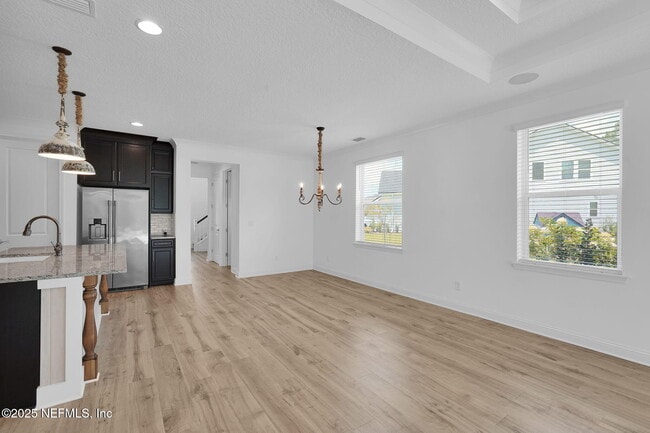 Building Photo - 299 Blue Hampton Dr