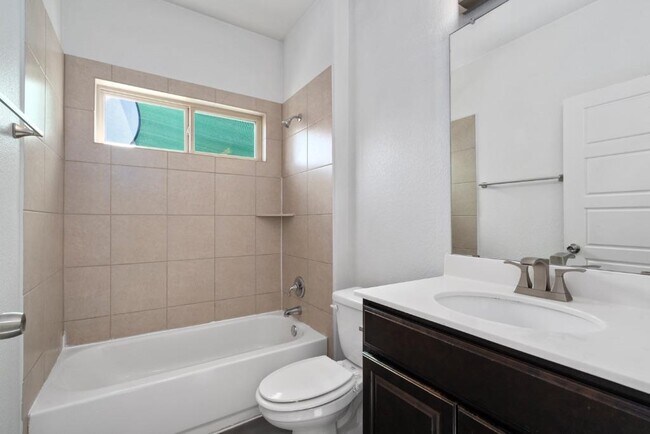 Building Photo - 5804 Loblolly Ln