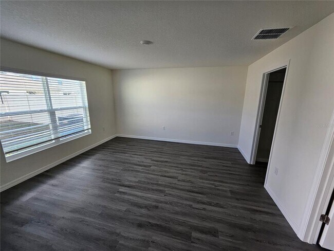 Building Photo - 2636 Hardin Wy