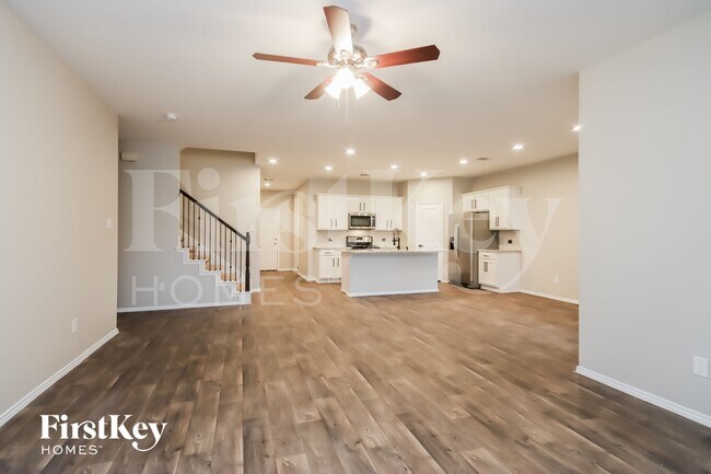 Building Photo - 5909 Warm Bungalow Ln