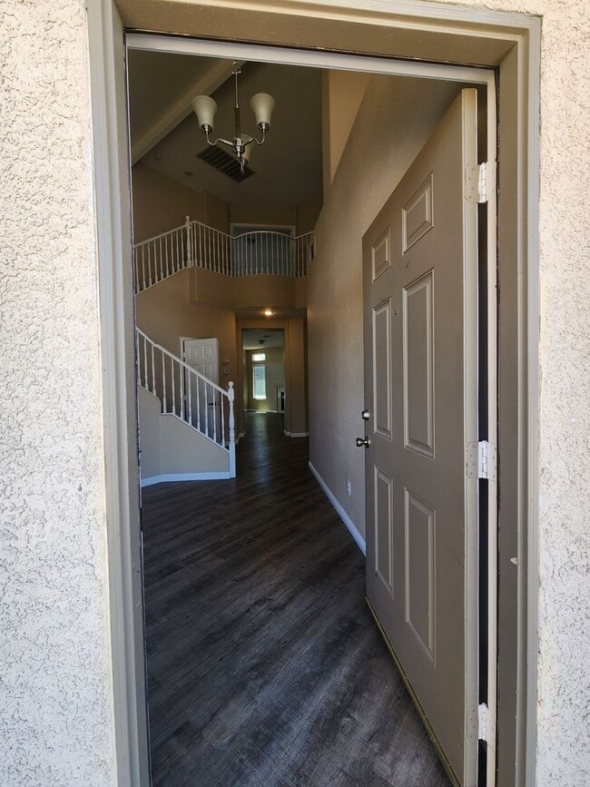 Building Photo - 7748 Cascade Bluffs Ct