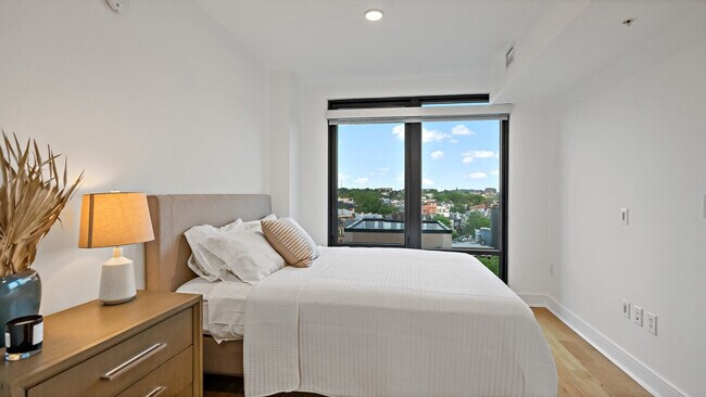 Building Photo - 1852 7th St NW