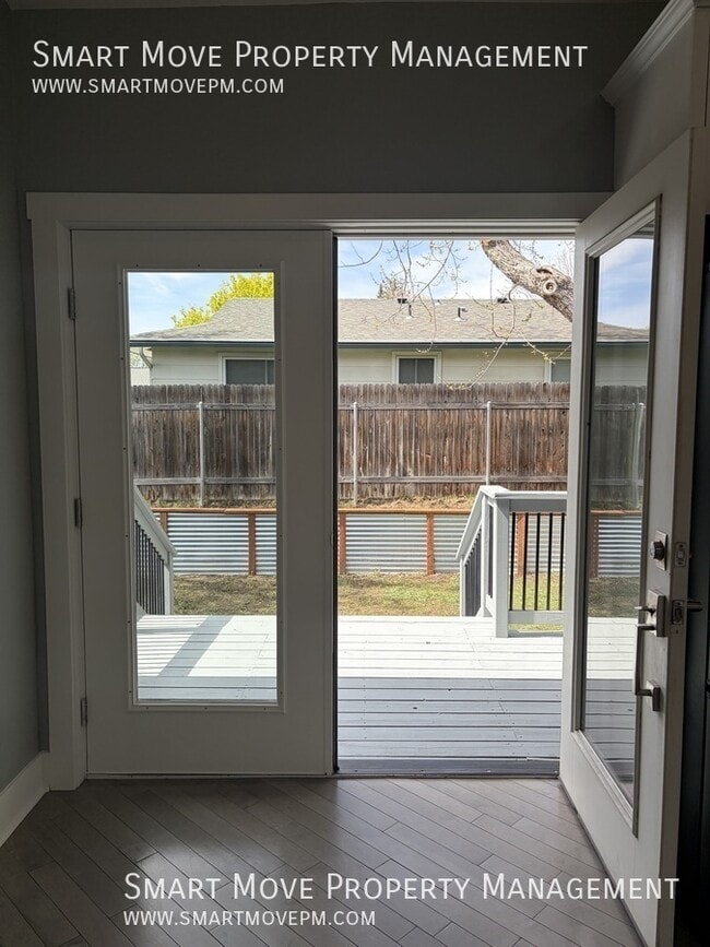 Building Photo - 2311 S Gekeler-