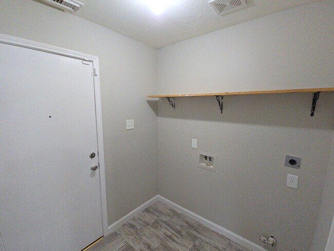 Building Photo - 21802 Westfield Ridge Dr