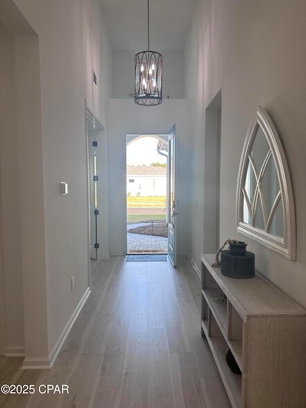 Building Photo - 9259 Paradise Dr