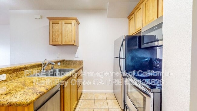 Building Photo - 110 5th St