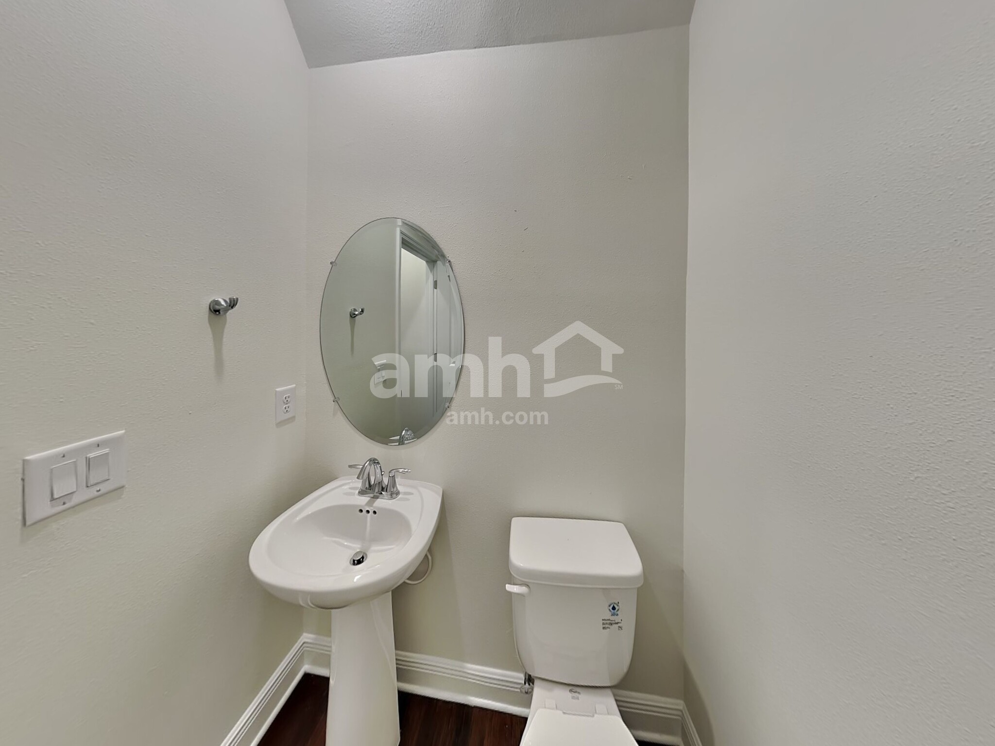 Building Photo - 14534 Cedar Mill Dr