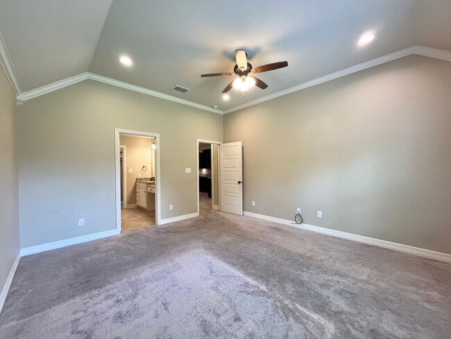Building Photo - 3700 Old Omen Rd