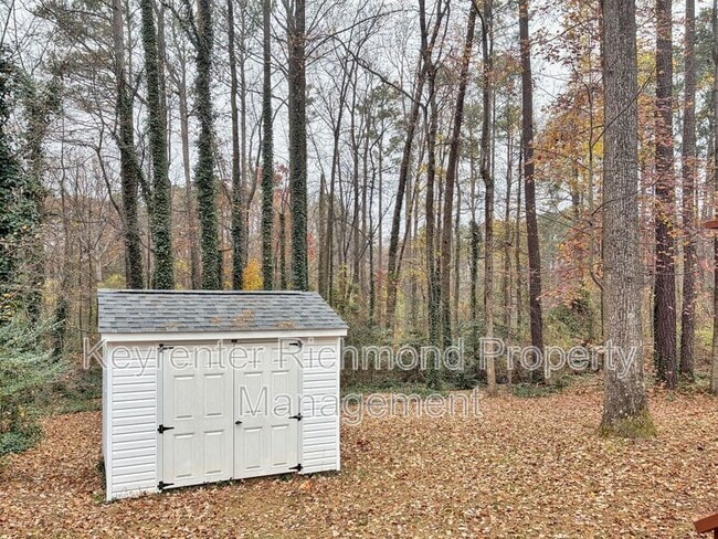 Building Photo - 2618 Darnell Rd