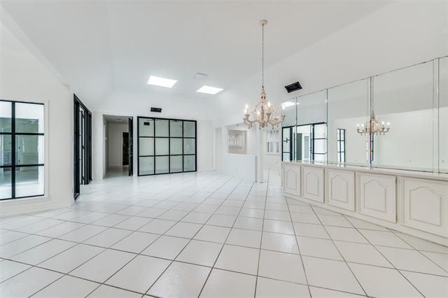 Building Photo - 3805 Brookhaven Cir