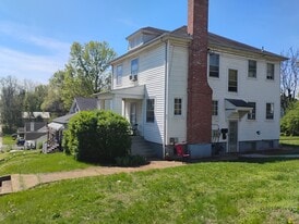 Building Photo - 701 Orchard St