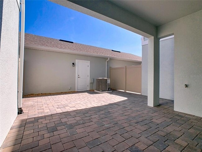 Building Photo - 13809 Luna Harvest Ave