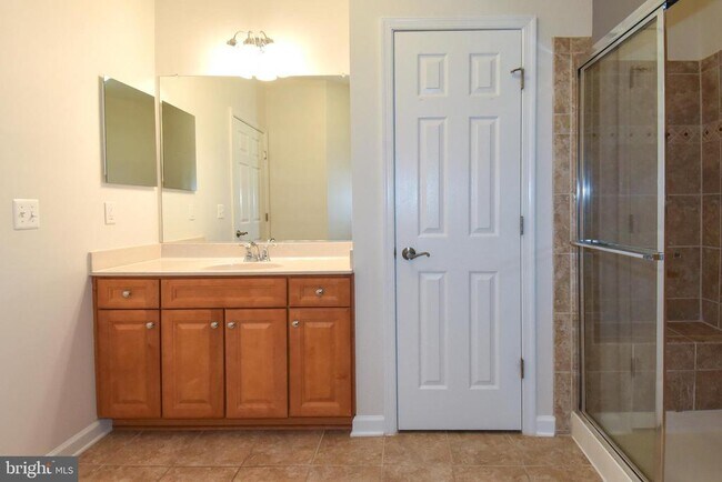 Building Photo - 3750 Clara Downey Ave