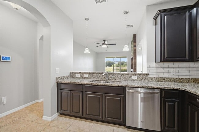 Building Photo - 10903 Verawood Dr