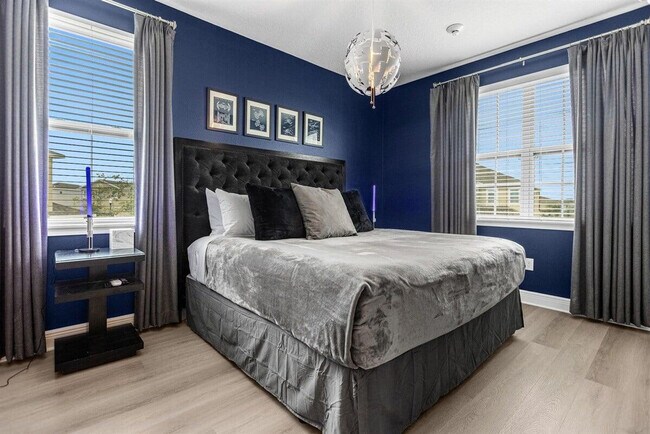 Building Photo - 7739 Graben St