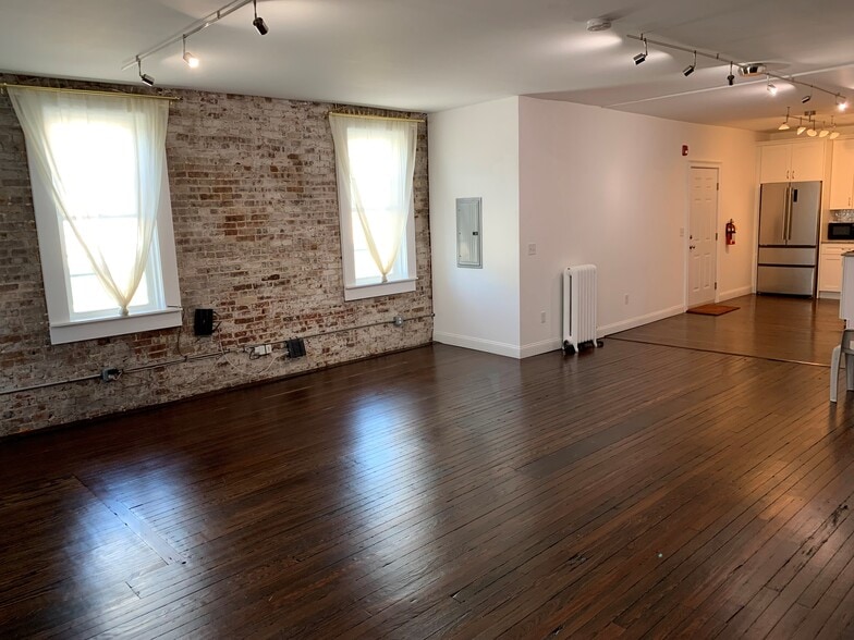 Building Photo - 54 Atlantic Ave