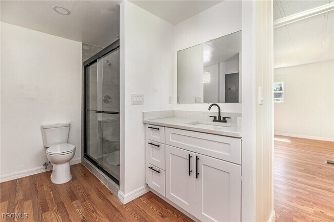 Building Photo - 91 Twin Palms Dr