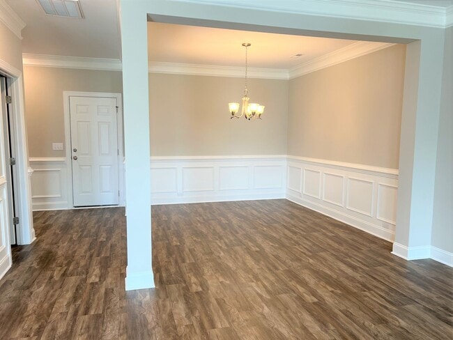 Building Photo - Coming Soon - Beautiful Home in Benson!