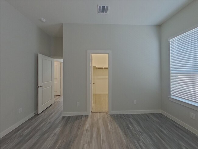 Building Photo - 22808 Terrazzo Dr
