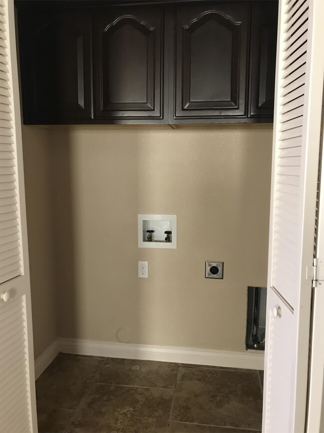 Building Photo - 3677 Grand Cayman Ln