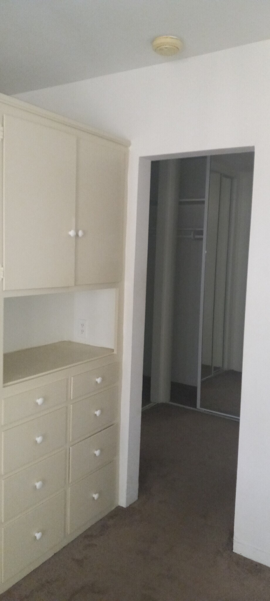 Building Photo - 5308 E Anaheim Rd