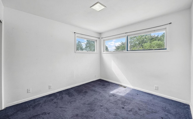 Building Photo - 4-Bedroom 2-bath in West Lafayette!