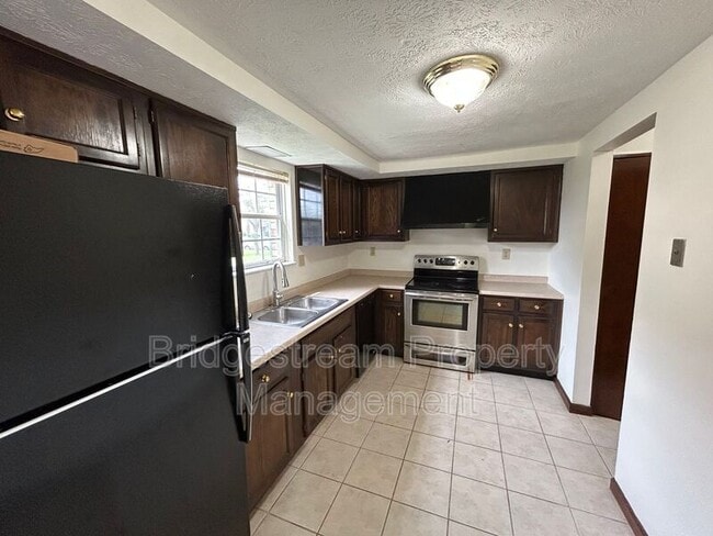 Building Photo - 1042 Beryl Trail