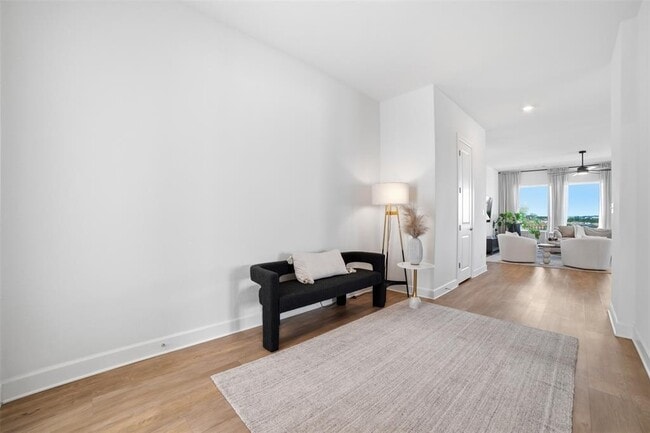 Building Photo - 256 Smoke Tree Cir