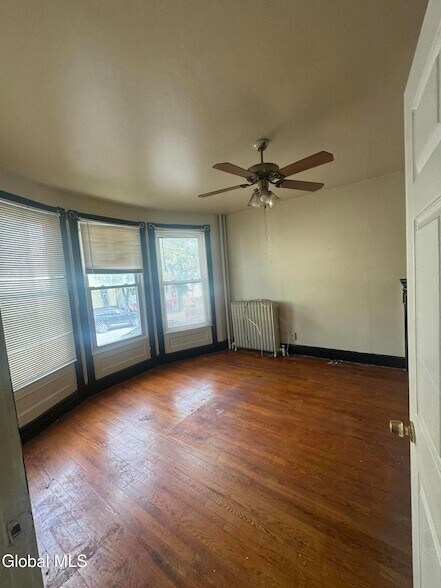 Building Photo - 278 Sheridan Ave