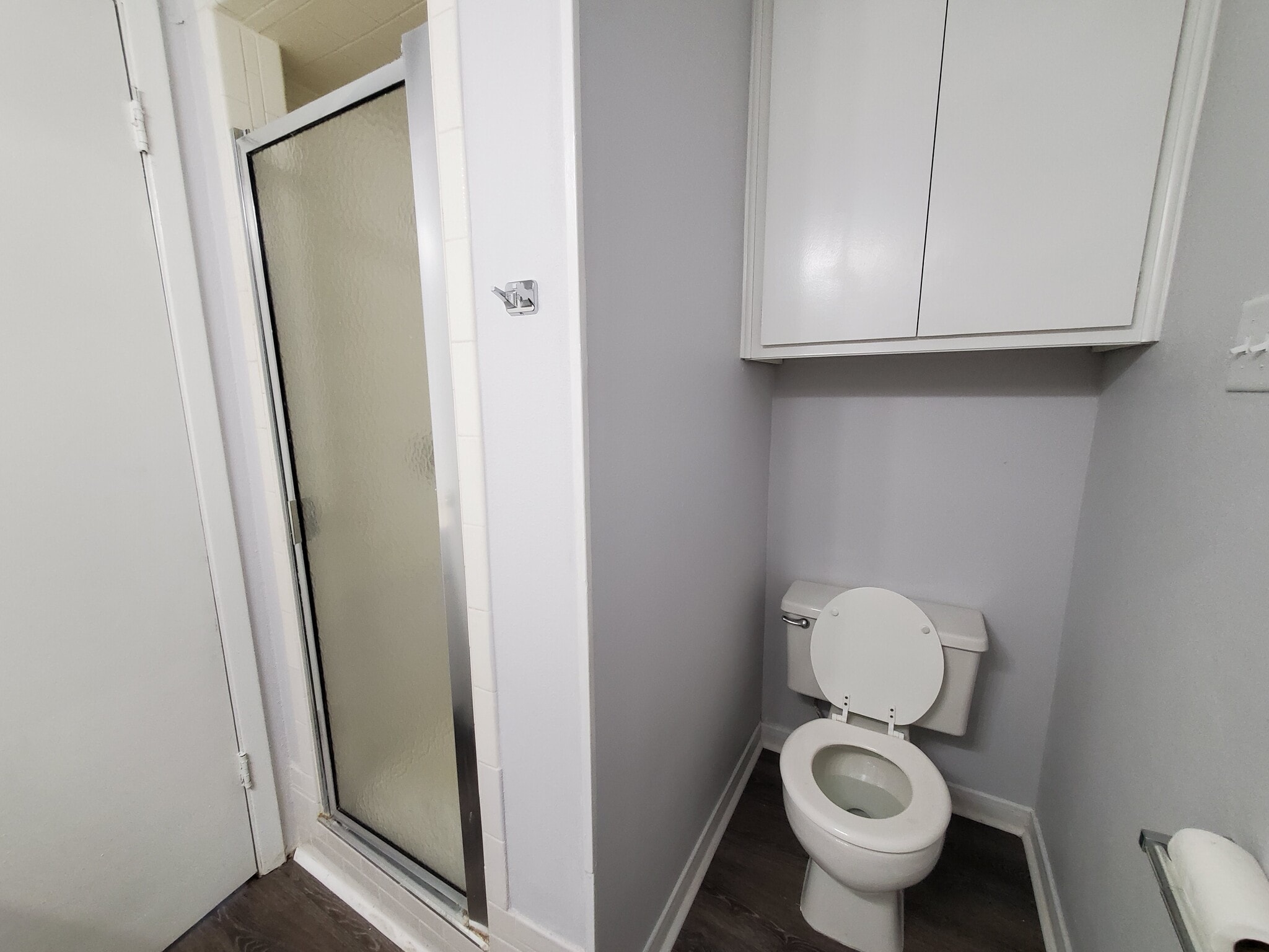 Building Photo - 6333 -6339 Granbury Rd,