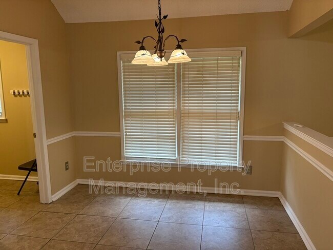 Building Photo - 7028 Boxborough Cove