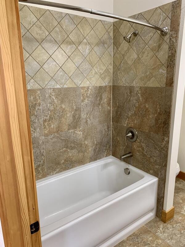 Building Photo - 636 Logan St