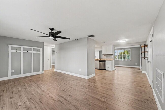 Building Photo - 3528 Rock Royal Dr
