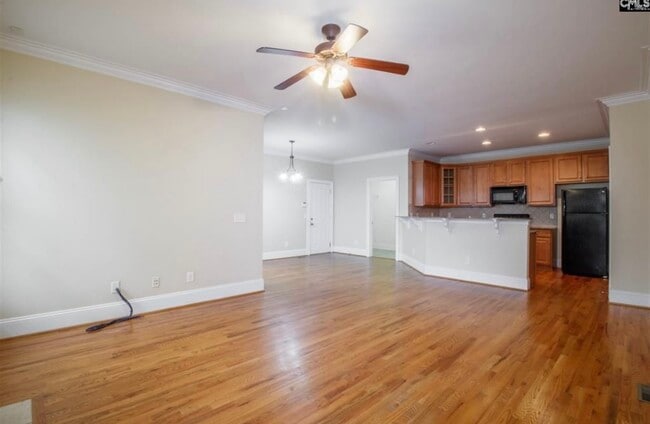 Building Photo - 332 Highland Point Dr