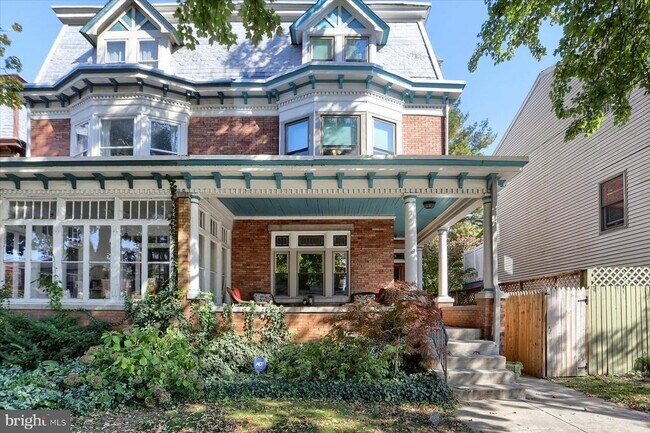 Building Photo - 2139 N 2nd St